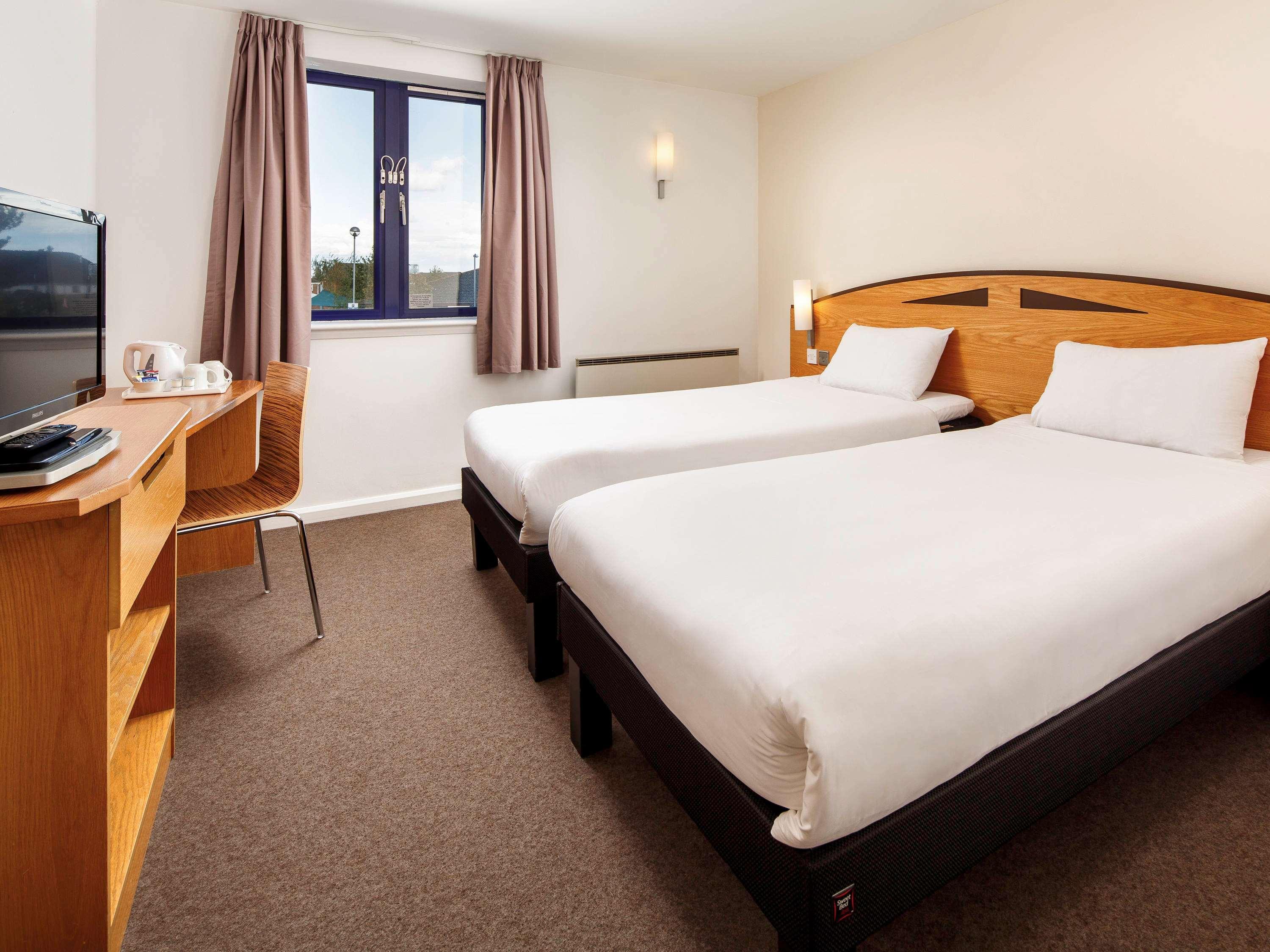 Ibis Wellingborough Hotel Eksteriør billede