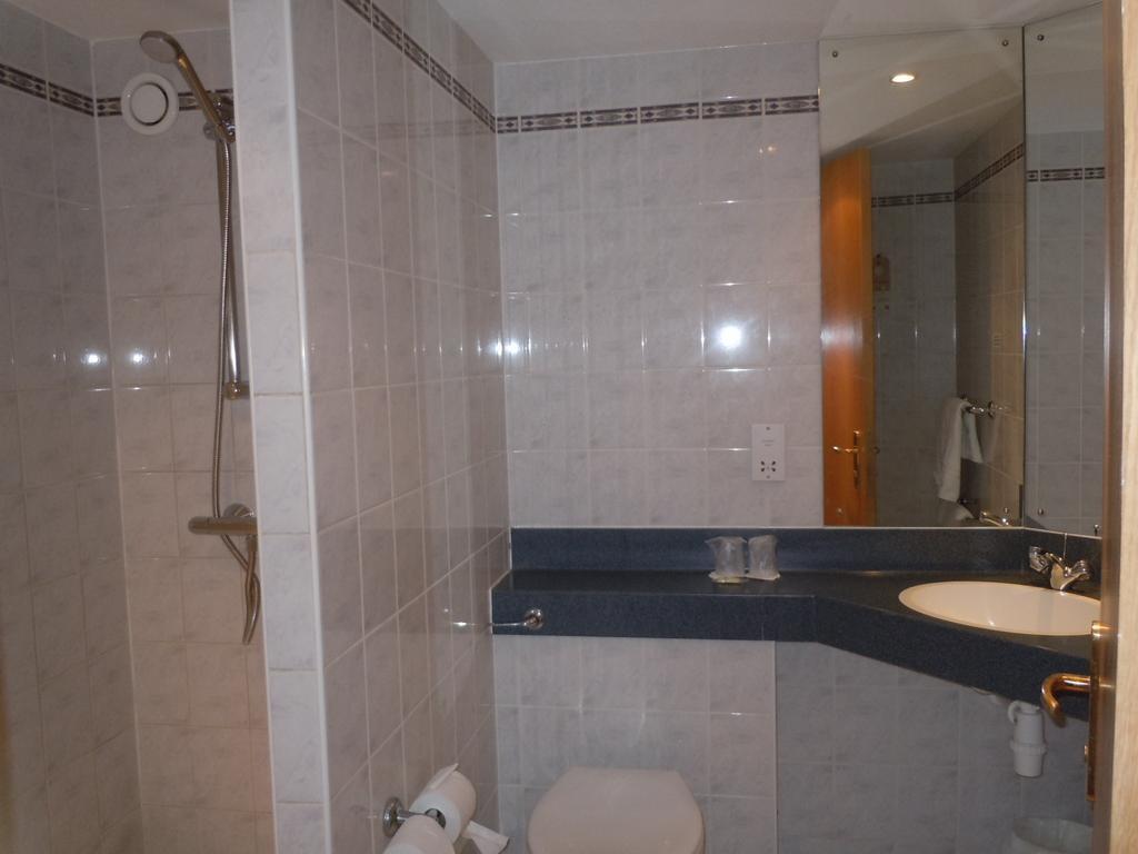 Ibis Wellingborough Hotel Eksteriør billede