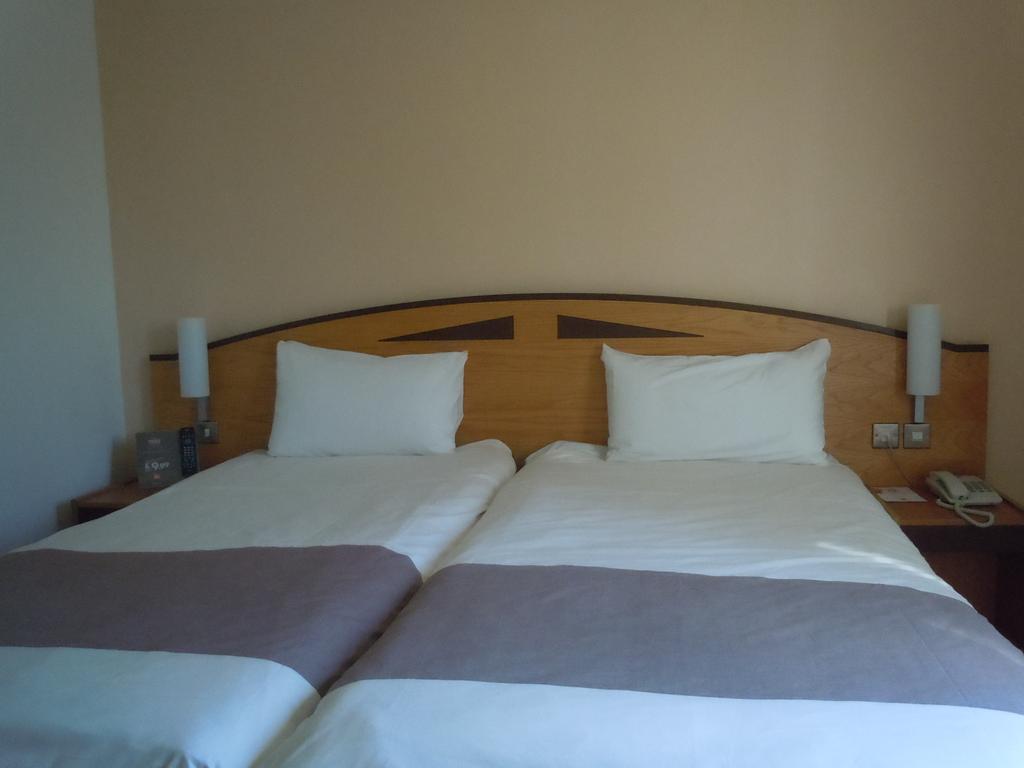 Ibis Wellingborough Hotel Eksteriør billede