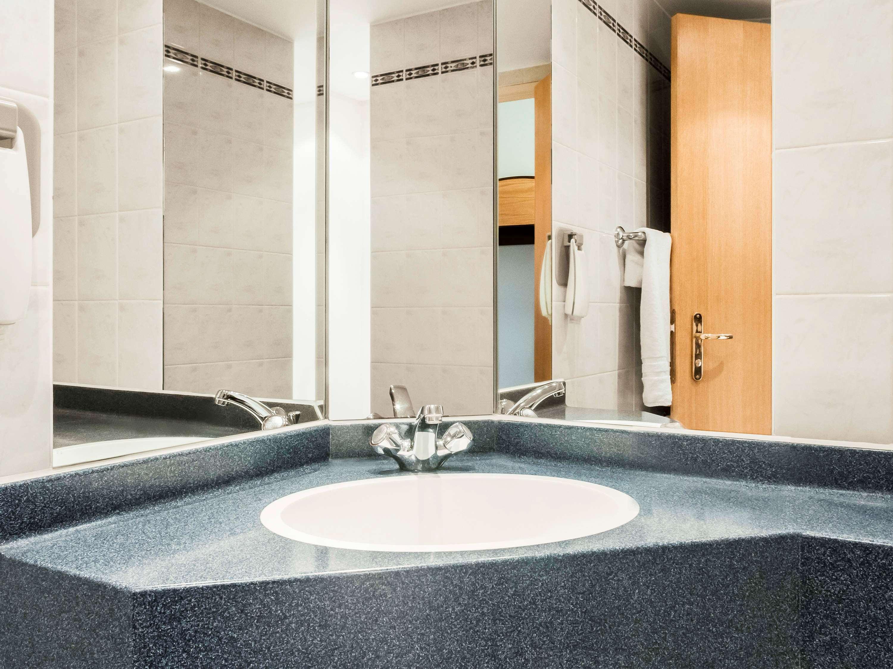 Ibis Wellingborough Hotel Eksteriør billede