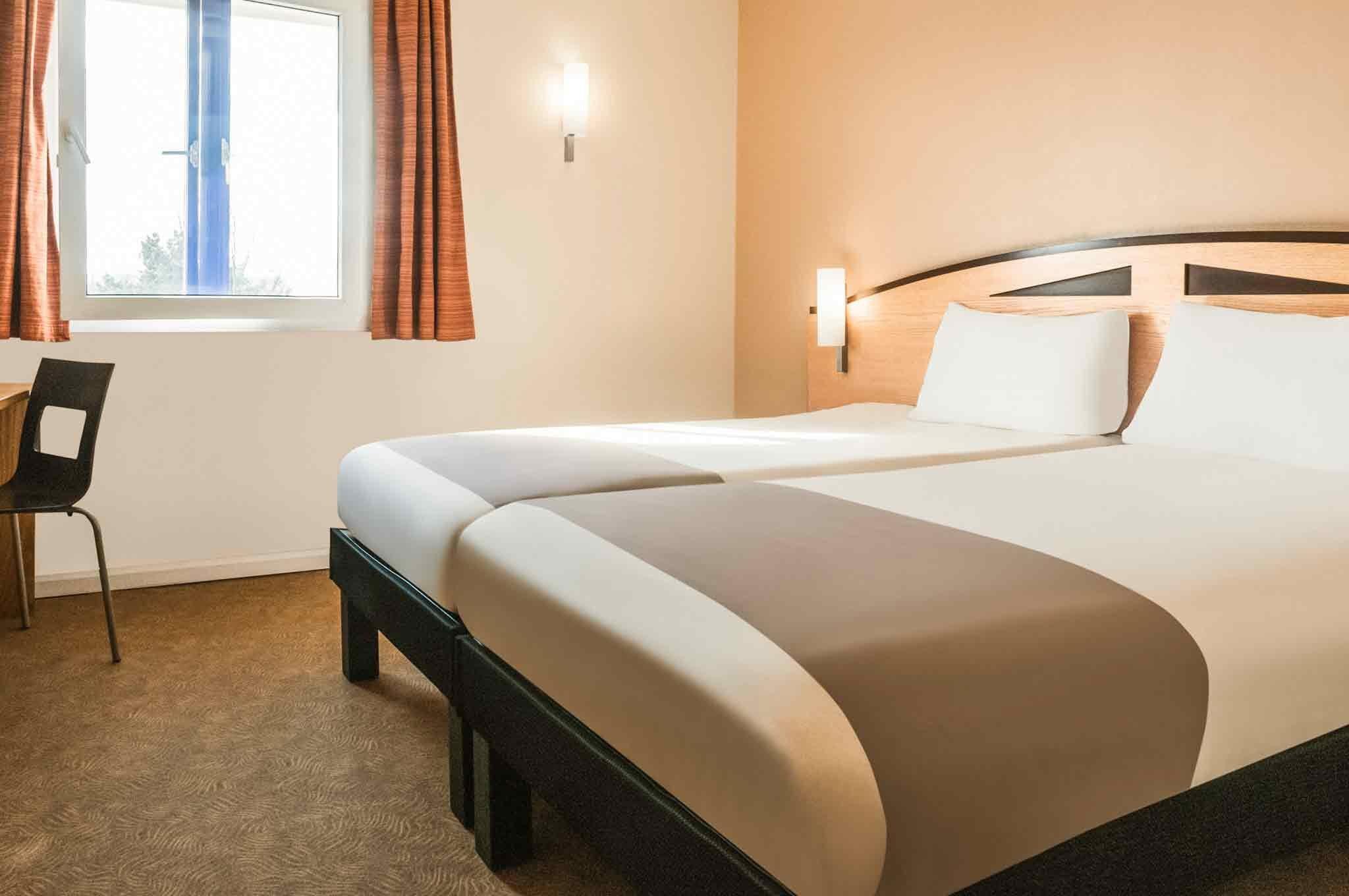 Ibis Wellingborough Hotel Eksteriør billede