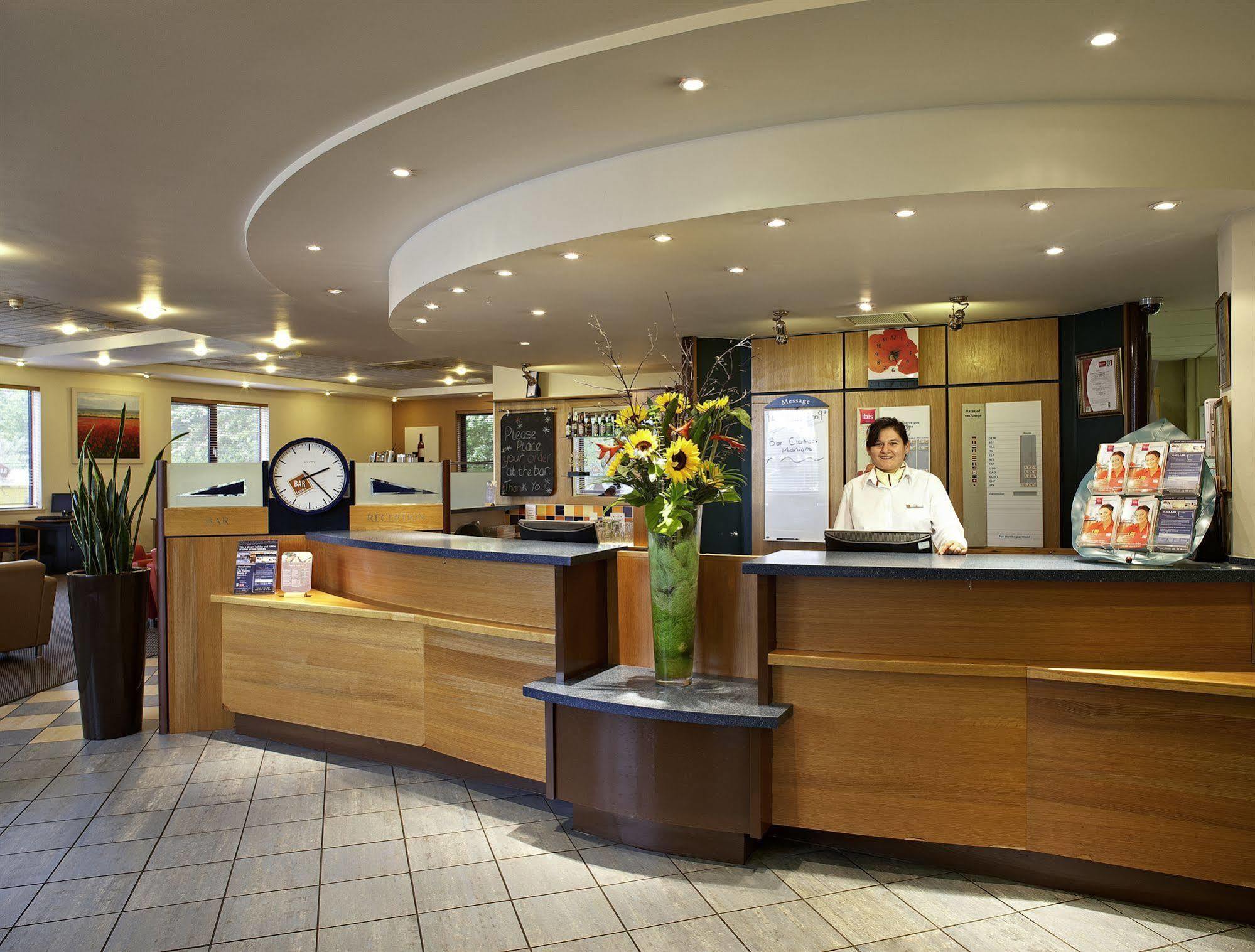 Ibis Wellingborough Hotel Eksteriør billede